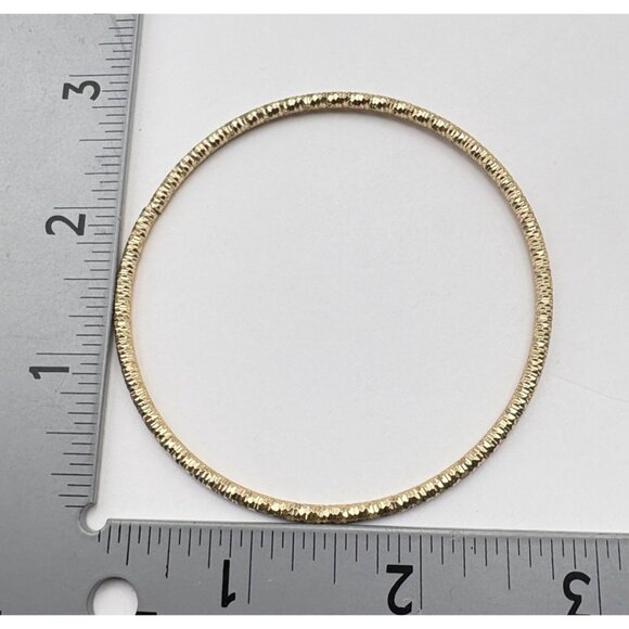 Textured Gold Tone Metal Bangle Bracelet Classic Elegant Design - Picture 3 of 6